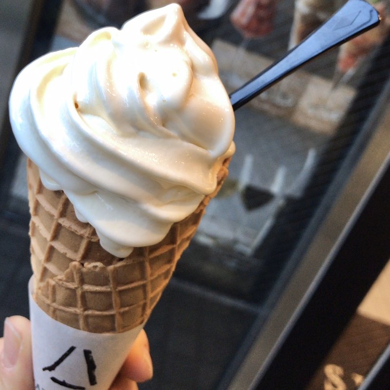 発酵バターソフトクリーム(YATUDOKI)