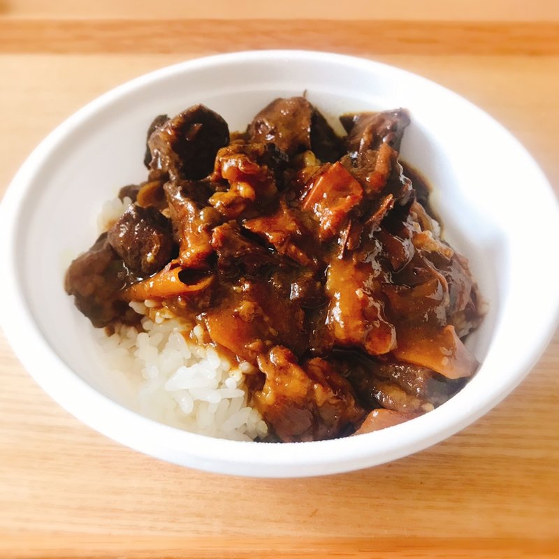 牛すじカレー(渡辺商店)