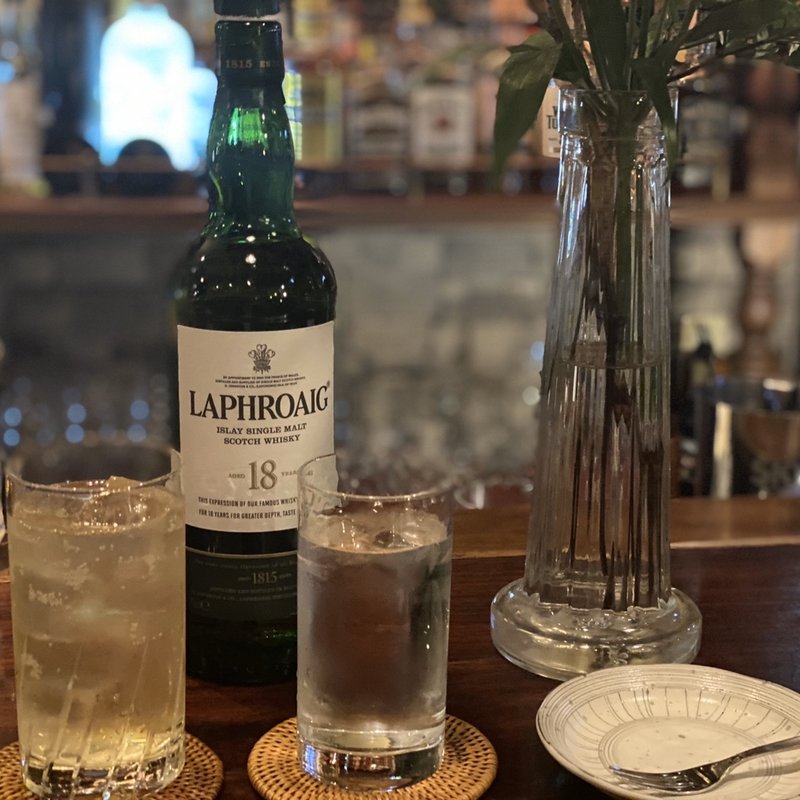 ラフロイグ18年(バッフィ・バルバ （SHOT BAR BAFFI・BARBA）)