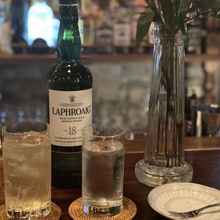 ラフロイグ18年(バッフィ・バルバ （SHOT BAR BAFFI・BARBA）)