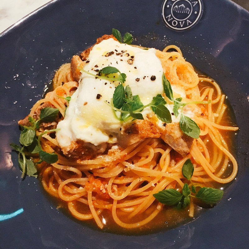 生モッツァレラ 淡路島で採れたフレッシュトマトのビストロラグーパスタ(チェルシー なんばパークス店)