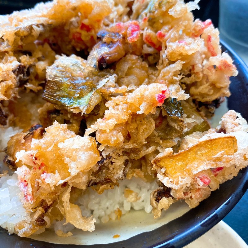ミニゲソかき揚丼(きうち)