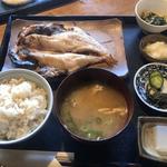 ひもの定食 （700円ひもの代）