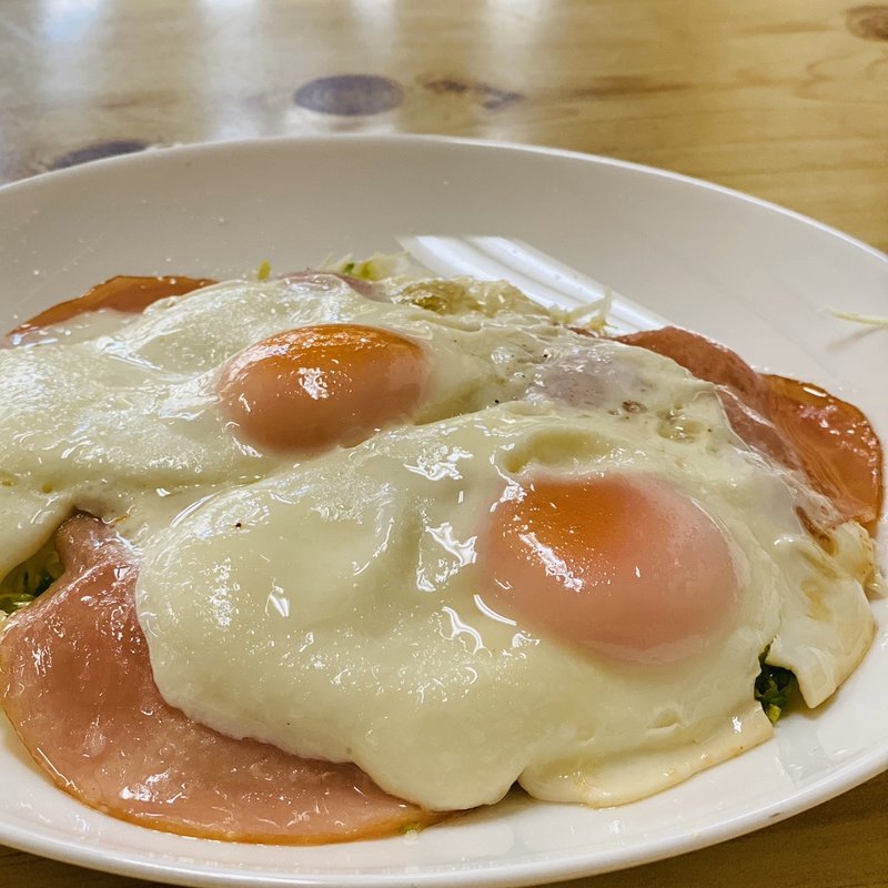 ハムエッグ(旭屋)
