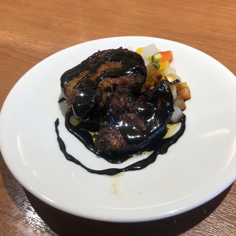 (鉄板焼+TRATTORIAらいおん )