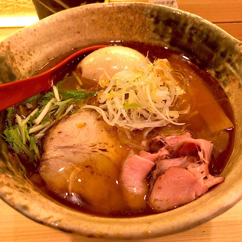 味玉入り焼きあご塩らー麺(焼きあご塩らー麺 たかはし 渋谷店)