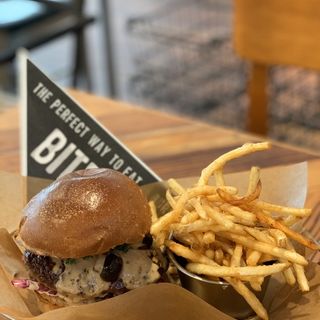 グリルマッシュルームバーガー(J.S. BURGERS CAFE ルミネ池袋店)