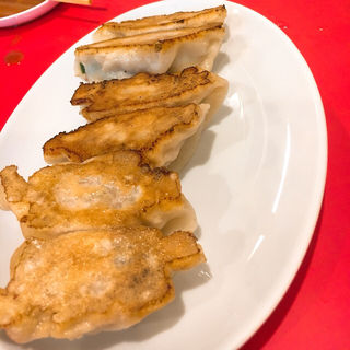 焼き餃子(元祖 ぎょうざ苑 神戸南京町・中華街店)