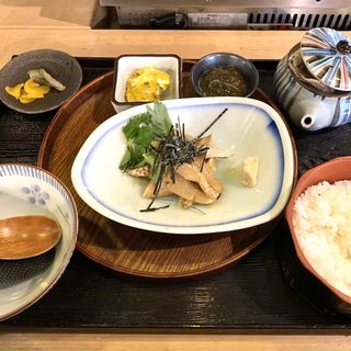 鯛茶漬け定食(アテニヨル )