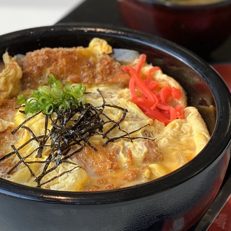カツ丼(クロスカフェ・そば処わたぼうし )