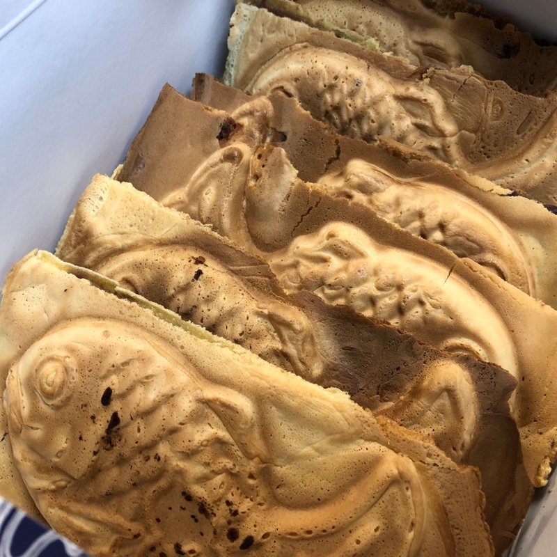 羽根付たい菓子(粒餡)(有職たい菓子本舗 天音)