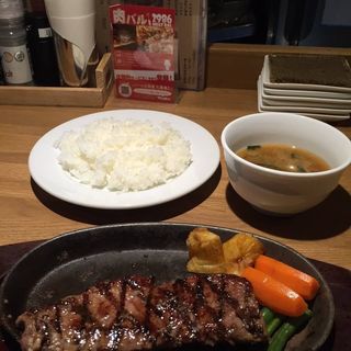 ステーキ(ステーキ&肉料理 肉バル 2986)