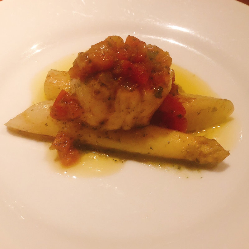 ホワイトアスパラと帆立のソテー(モレスク)