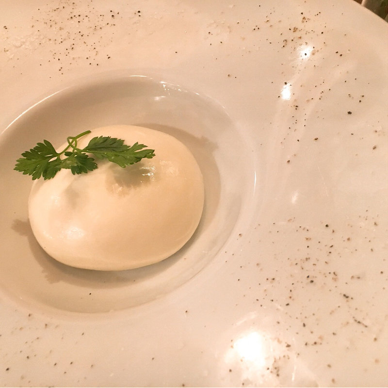 自家製できたてモッツァレラチーズ(カーネヴォー 梅田茶屋町店)