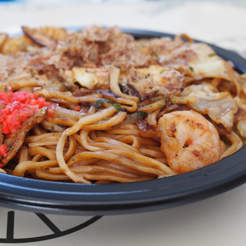 ミックス焼きそば弁当(本場大阪のたこ焼き くれおーる 道頓堀本店)