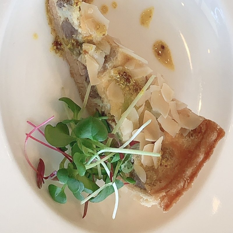 (鉄板焼  那古亭)