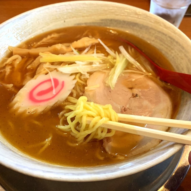 あごだしらーめん(栄昇らーめん （えいしょうらーめん）)
