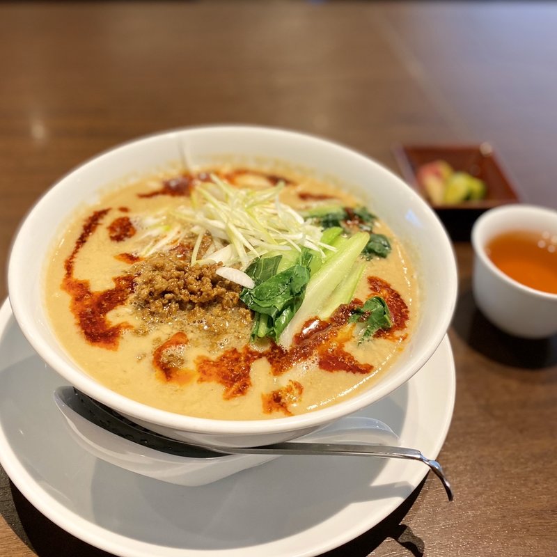 坦々麺セット(小籠包・中華料理芙龍(フーロン))