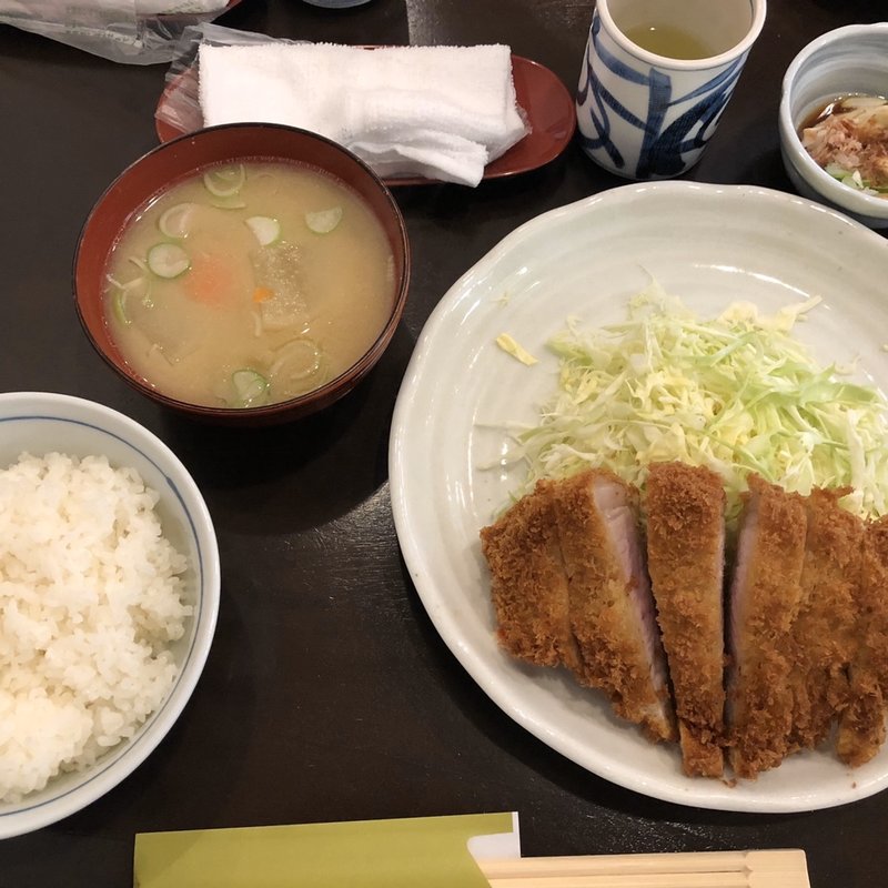 とんかつランチ(千鳥町 とんかつ燕楽)