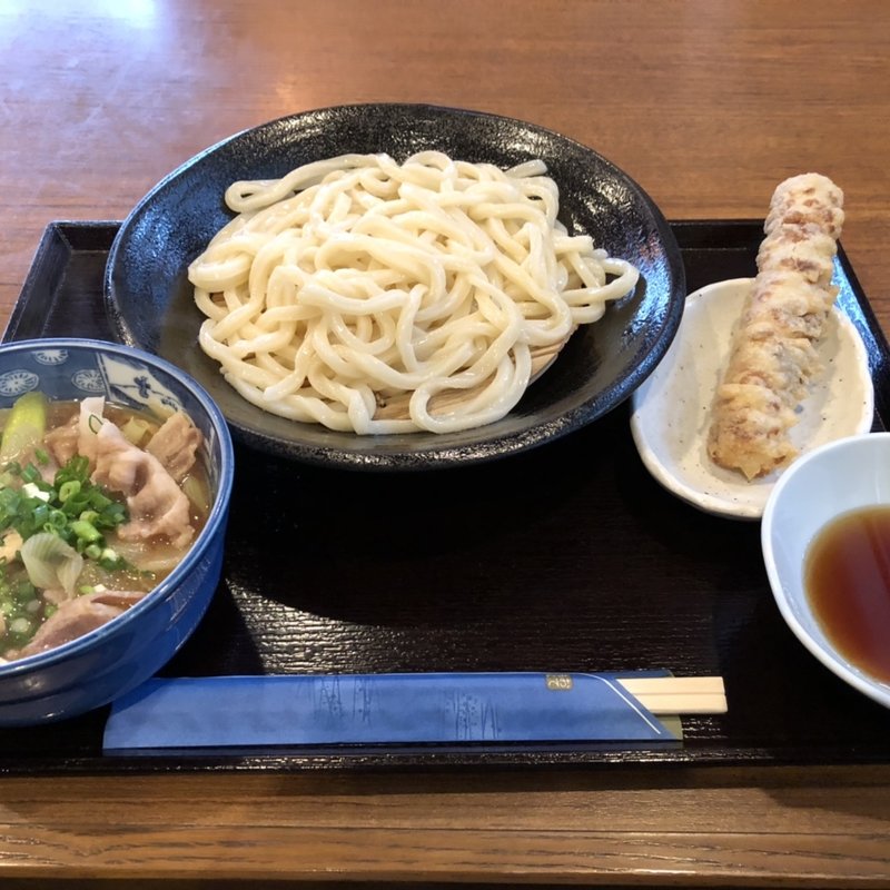 肉汁うどん（温かい肉汁です）(かみもっちうどん)