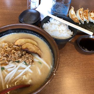 (麺場 田所商店 池上店)