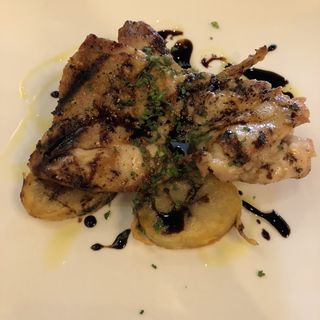 (ビストロラグルヌイユ Grenouille)