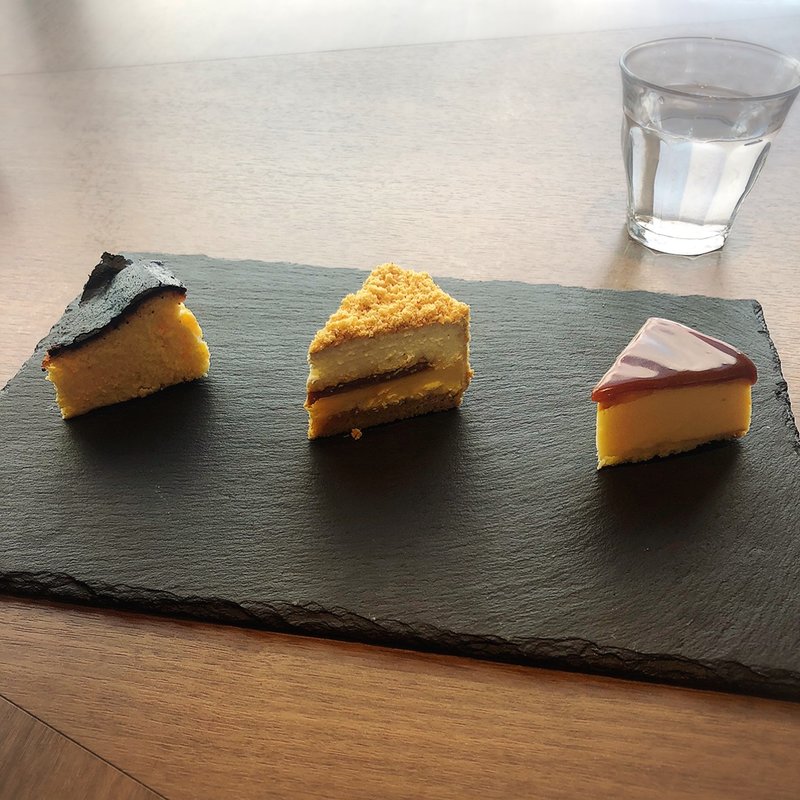 チーズケーキ3種プレート(向山製作所 大玉ベース店)