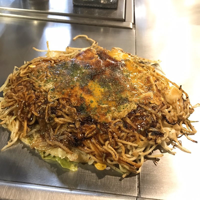 そば肉玉(そば玉や （そばたまや）)