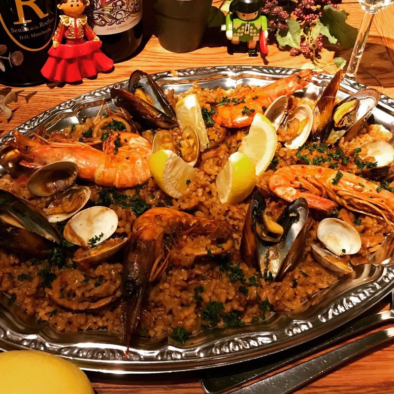 濃厚魚介のパエリア(ベジョータ ムアムア 烏丸三条店 )