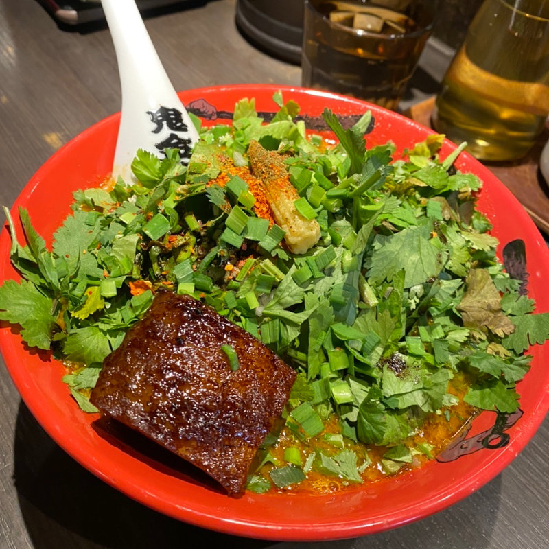 パクチーカラシビ味噌ラーメン(カラシビ味噌らー麺 鬼金棒 （キカンボウ）)