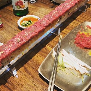 ユッケ寿司(コヨナム)