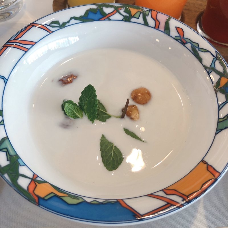 世界一の朝食（タピオカ　オレ）(ダイニングイグレック)