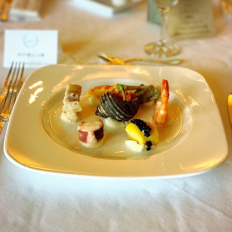 海の幸のカーニバル リーベリアスタイル(LIEBERIA)