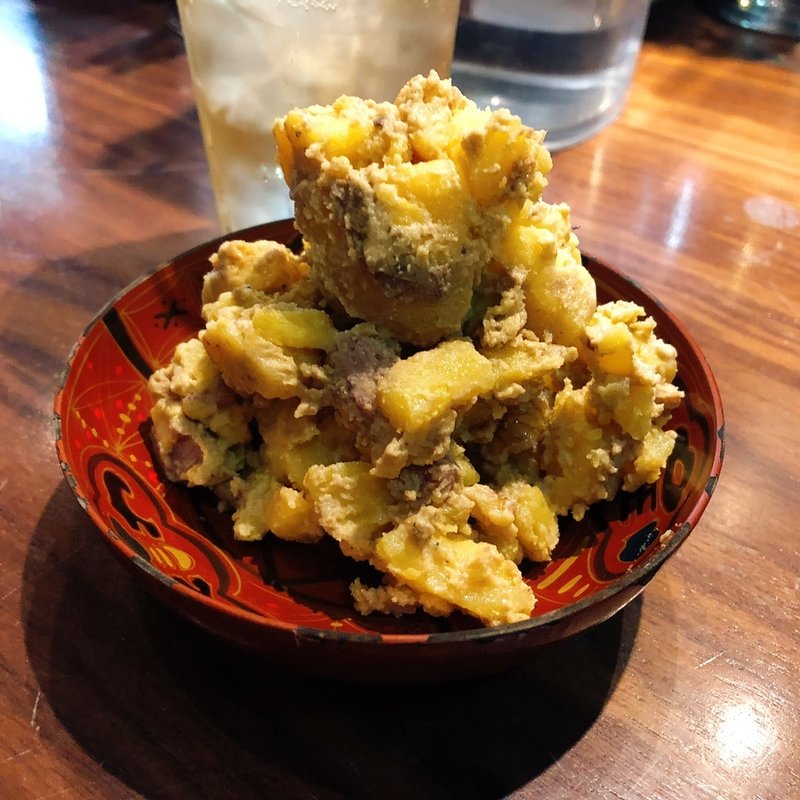 ウチのポテサラ(路地裏スタンド　アベック)