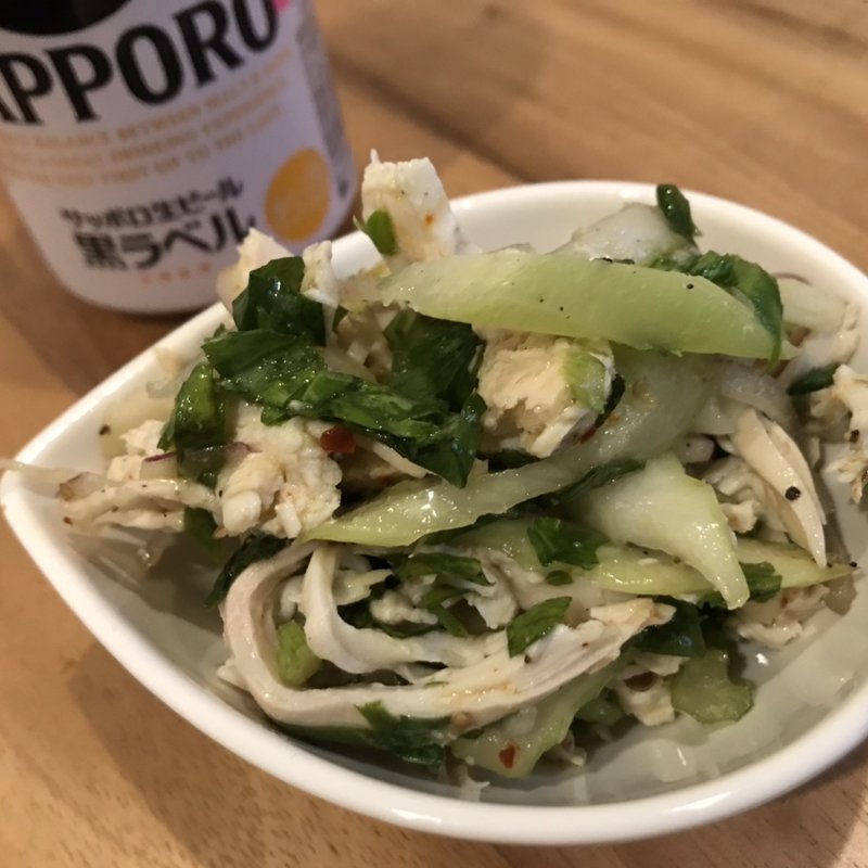 美桜鶏胸肉蒸し鶏とセロリのサラダ(ミャンカー （miankah）)