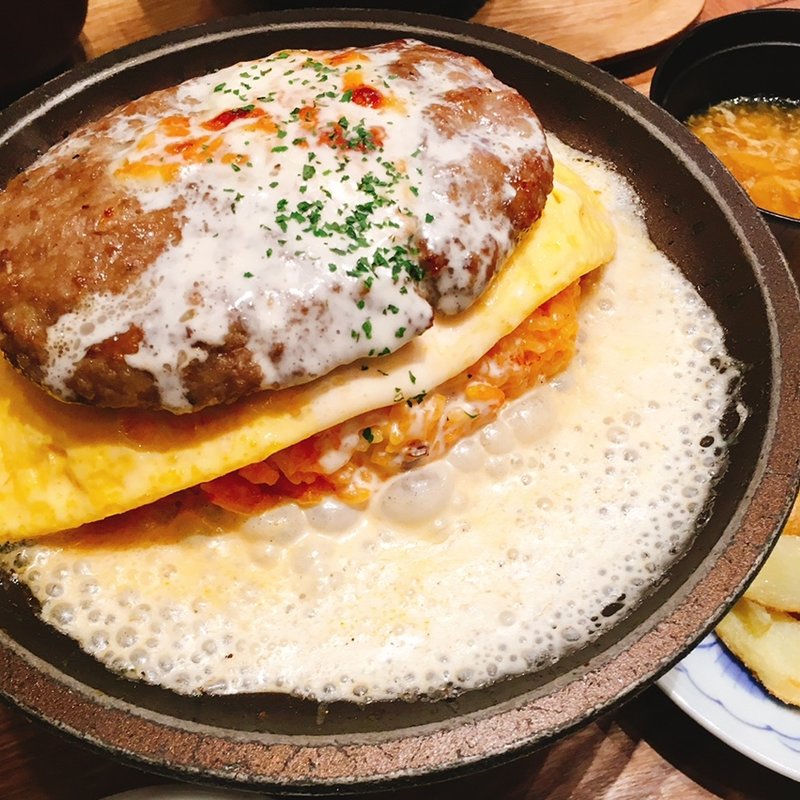 焼きオムドリア チーズフォンデュハンバーグ(横濱元町ドリア)