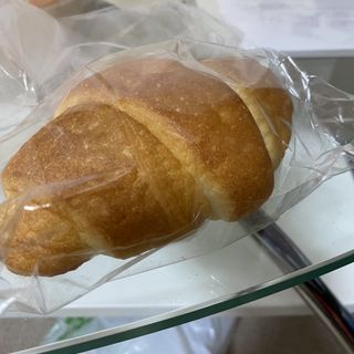 塩パン(CAFE＆BAKERY MIYABI 神保町店 （カフェ アンド ベーカリー ミヤビ）)