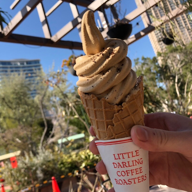 コーヒーソフトクリーム(Little Darling Coffee Roasters リトルダーリンコーヒーロースターズ)