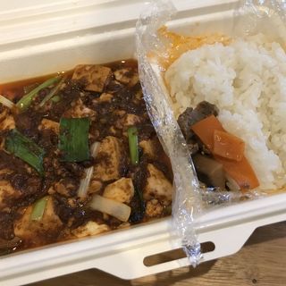 麻婆豆腐とご飯のセット(灯菜)
