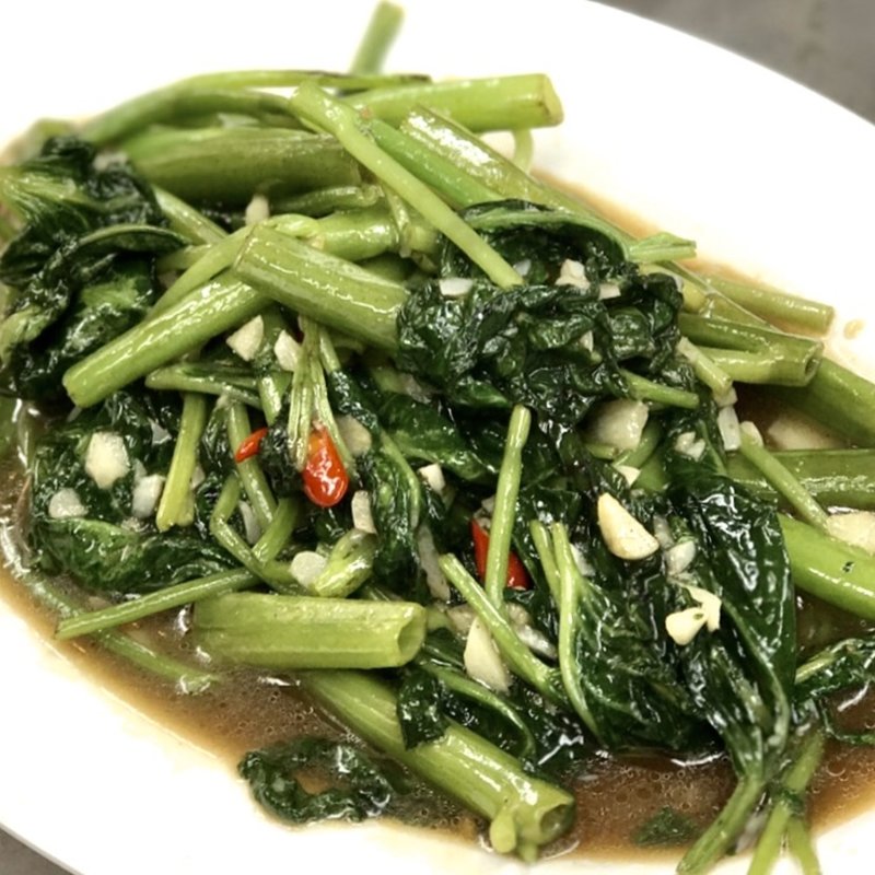 空芯菜炒め(タイ屋台999新宿店)