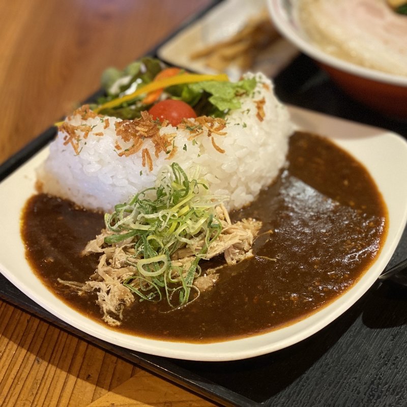 黒部ダムカレー(豚のさんぽ )
