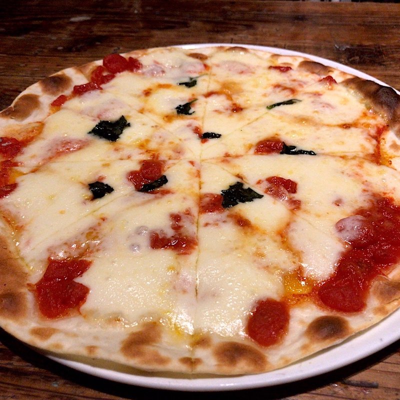 ダブルチーズマルゲリータ(Italian kitchen VANSAN 祖師谷大蔵店)