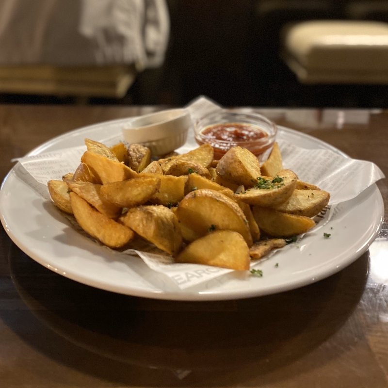 スペイン風ポテトフライ(スペイン食堂 バルデルル)