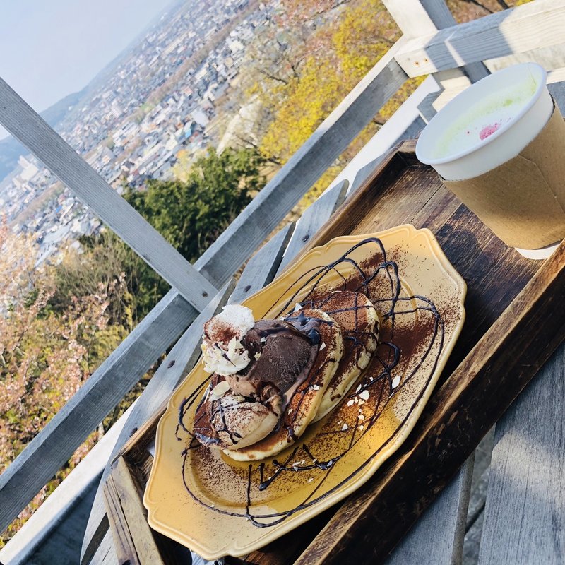 バナナパンケーキ(足羽山デッキ （ASUWAYAMA DECK）)