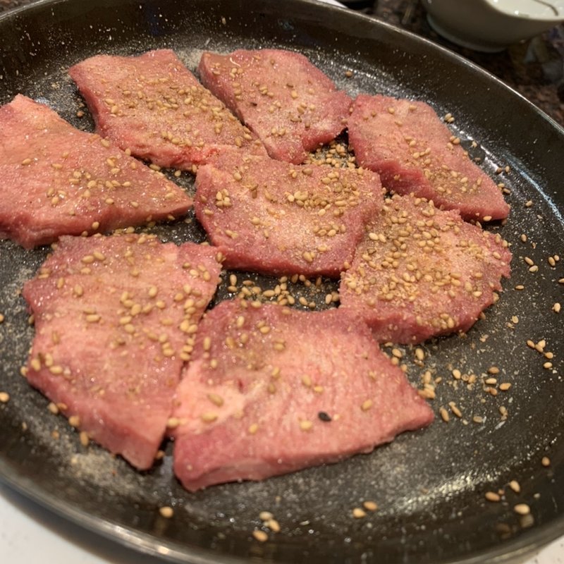 塩タン(鉄板焼きホルモンげんや)