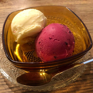 アイスクリームの盛り合わせ(ホノホノカフェ （honohono cafe）)