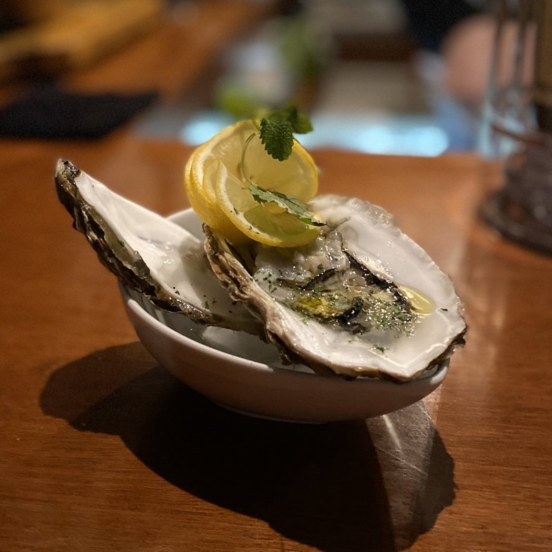 生牡蠣のレモンオイル仕立て(ボロネーゼ 名古屋栄店)