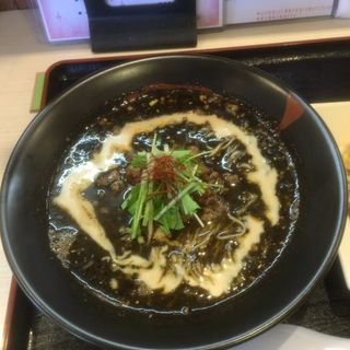 黒胡椒坦々麺(東留 本店 )