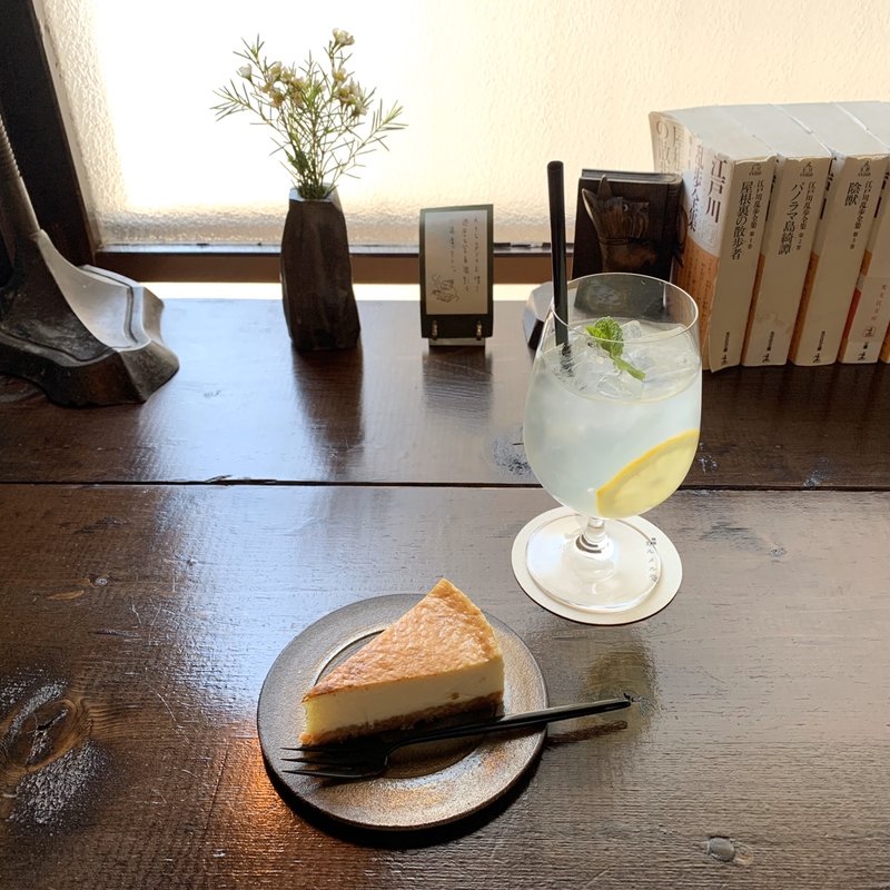 ベイクドチーズケーキ＆レモネード（アイス）(喫茶カルメル堂)