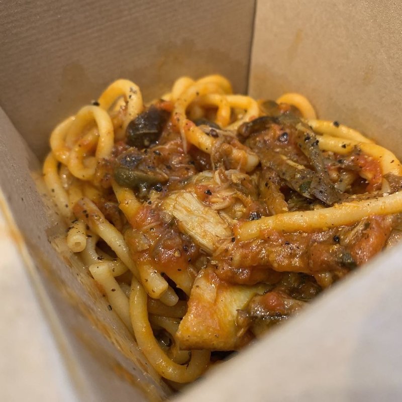 プッタネスカ(パスティフィッチョスギノ (Pastificio Sugino))